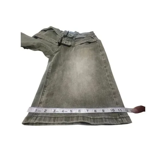 Fashion Nova Bermuda Shorts gray wash Denim Sz M NWT - Picture 8 of 8